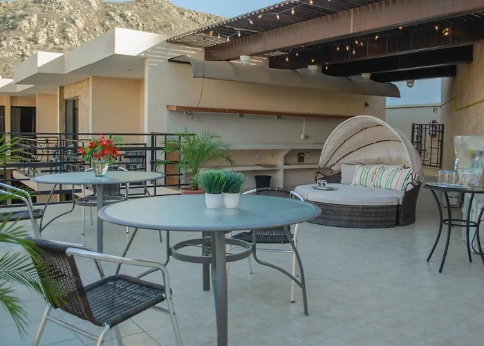 Pedregal - Marina And Downtown Hotel